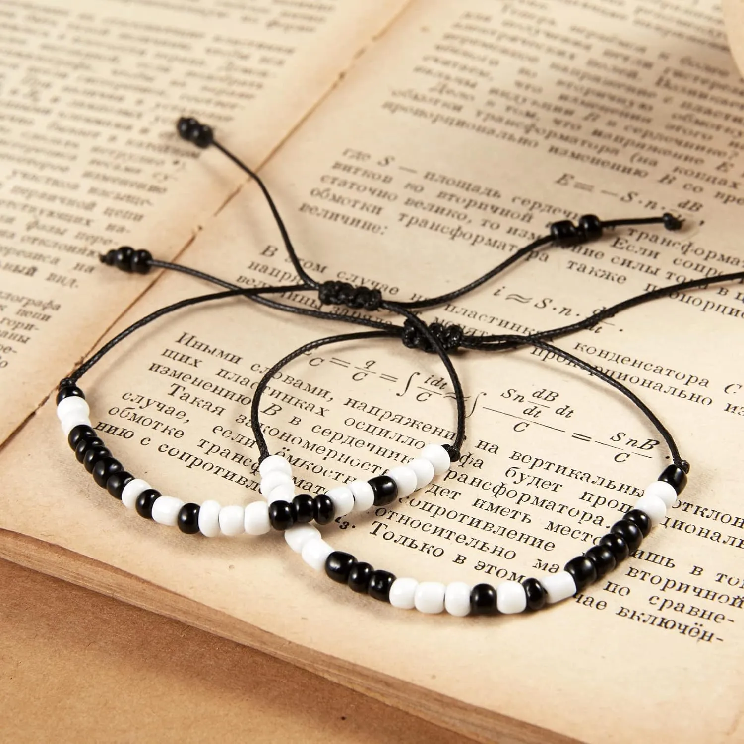 Desimtion Gifts for Boyfriend, Couples Bracelets for Him Girlfriend Her, I Love You Morse Code Bracelet, Long Distance Relationships Matching Bracelets