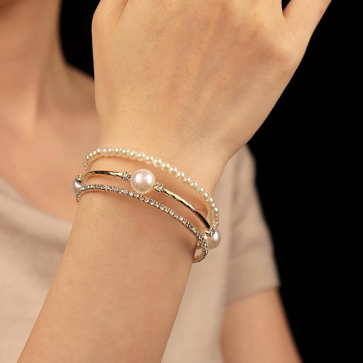 Elegant Rhinestone Pearl Bracelet Bangle Sparkling Crystal Multi-layered Wrist Band Bridal Statement Wristlet for Women