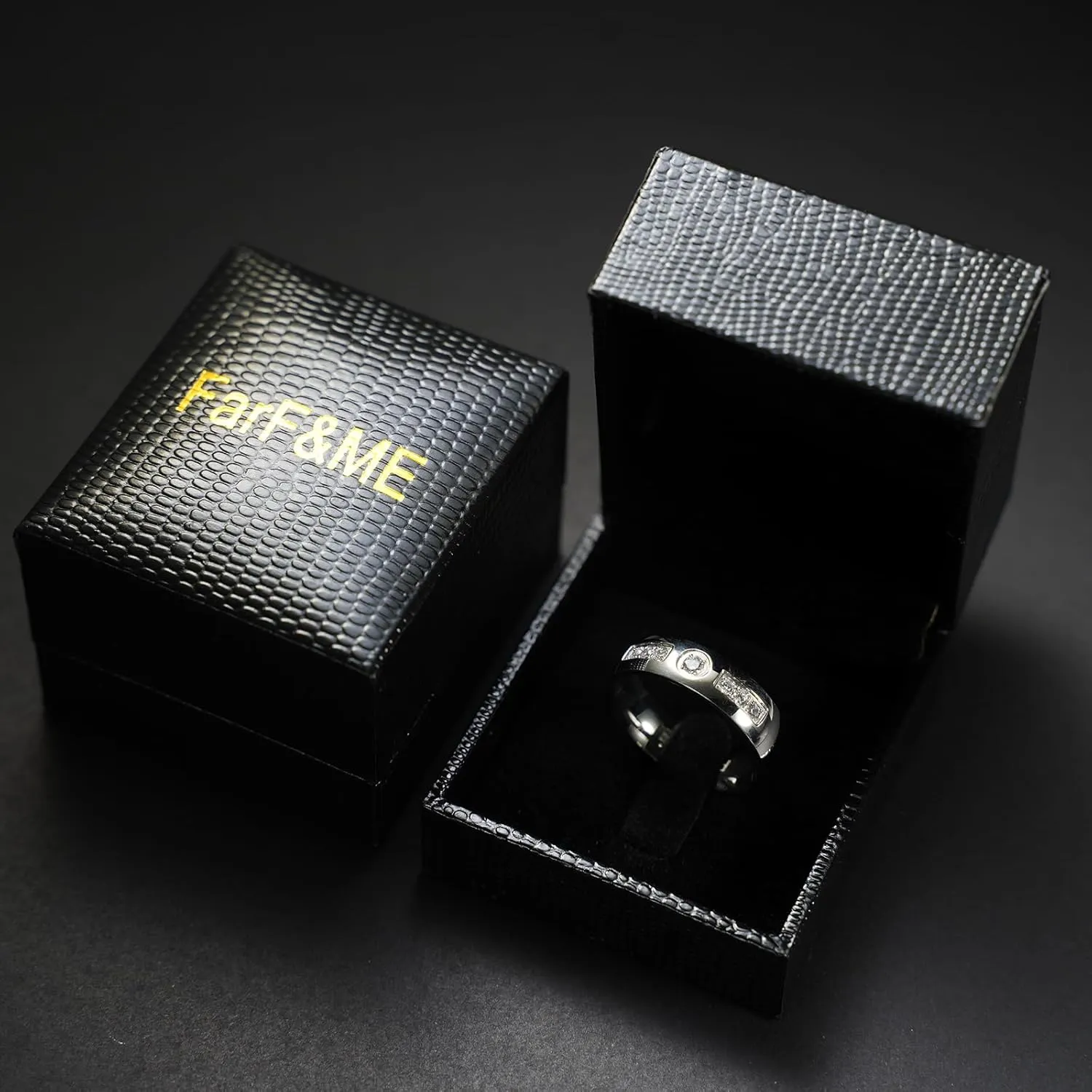 FarF&ME 6mm/7mm Silver Wedding Ring High Polished with Cubic Zirconia Men Women Couple Ring Engagement Ring Comfort Fit 7-12