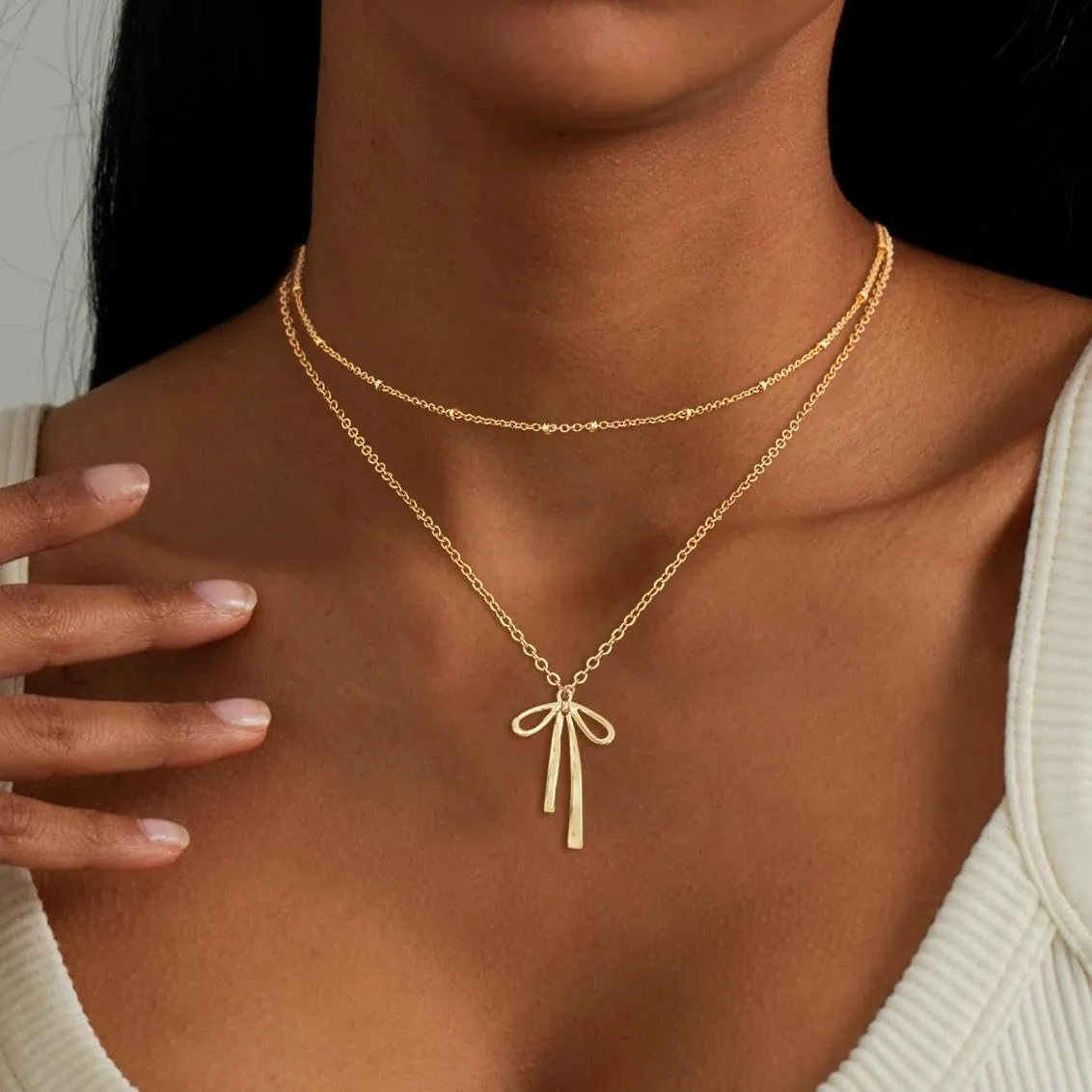 Gold Necklace for Women Trendy, Dainty Gold Bow Necklace 14K Gold Plated Necklace Cute Bow Pendant Necklace Simple CZ Bead Bow Chain Choker Necklaces for Women Gold Jewelry Christmas Gifts