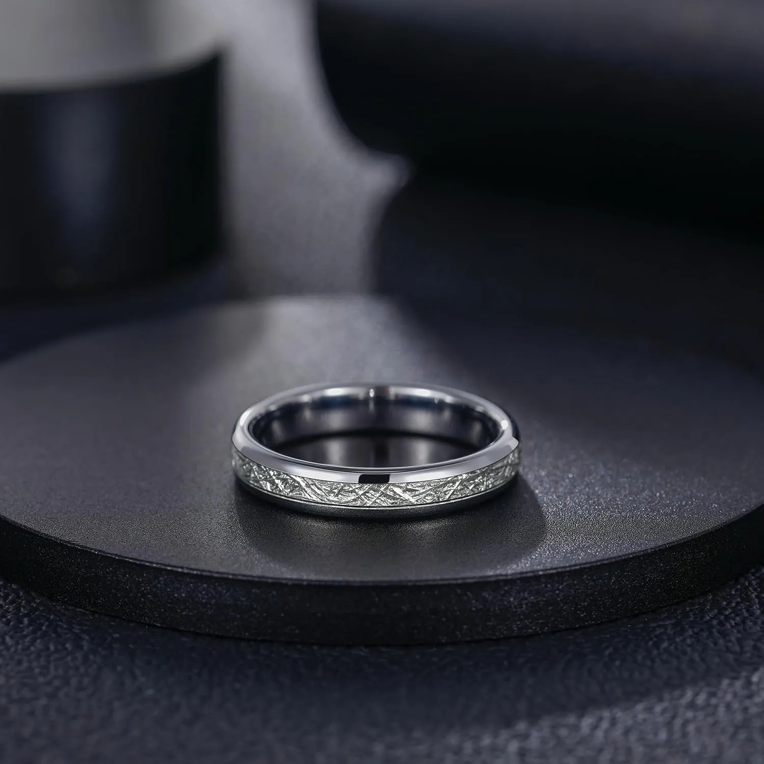 Greenpod 4mm 6mm 8mm Tungsten Rings for Men Women Silver Dome Polished Meteorite Inlay Ring Wedding Bands for Him Size 4-15