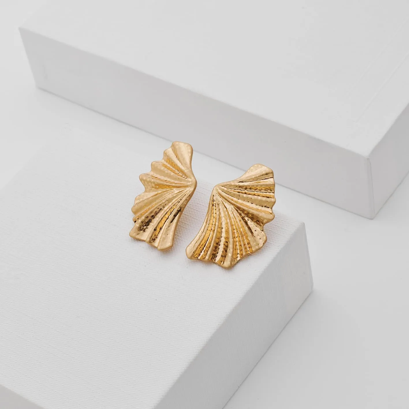LILIE&WHITE Conch Sell Gold Earrings - Women's Love Knot & Angel Wings Stud Earrings