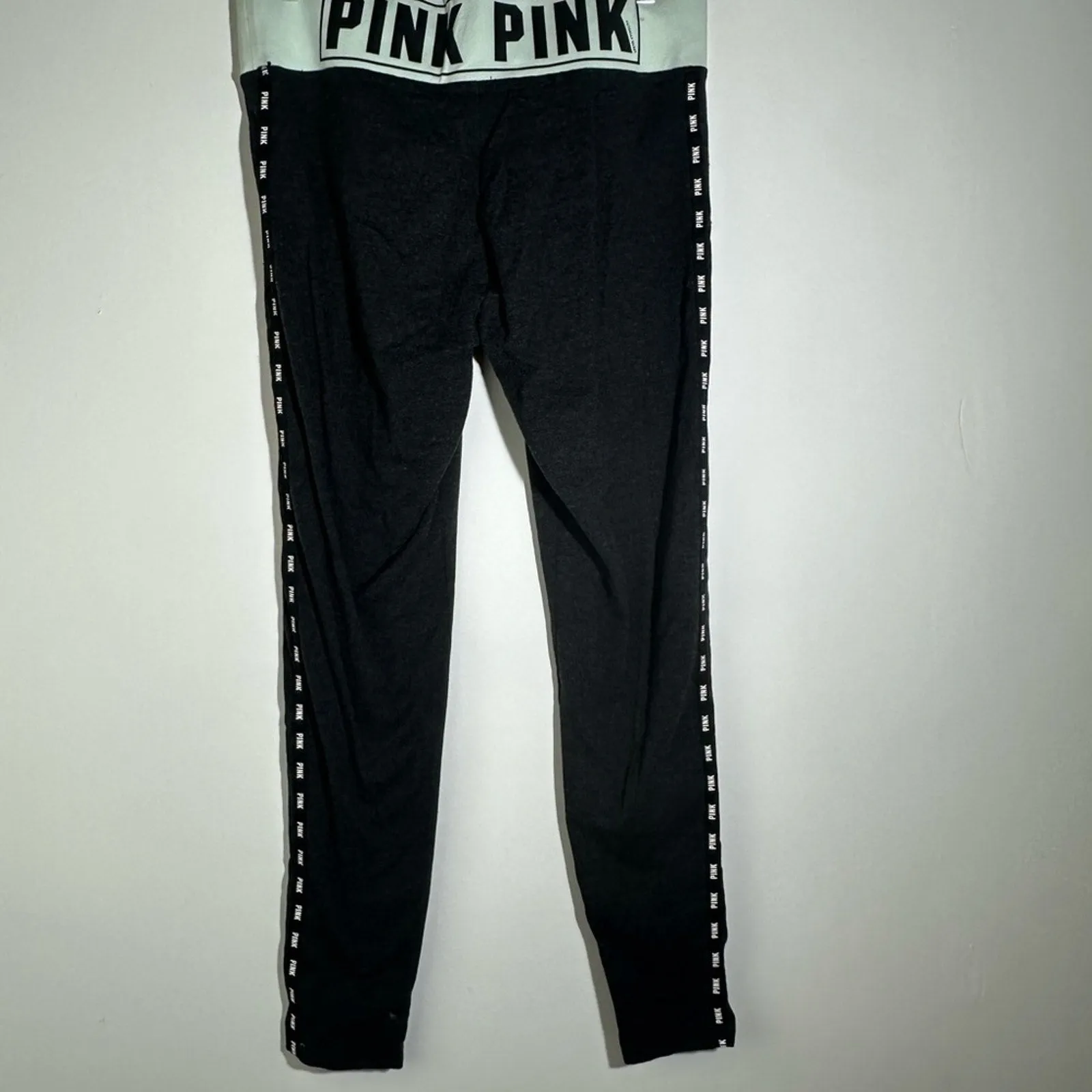 PINK Victoria’s Secret Yoga Leggings