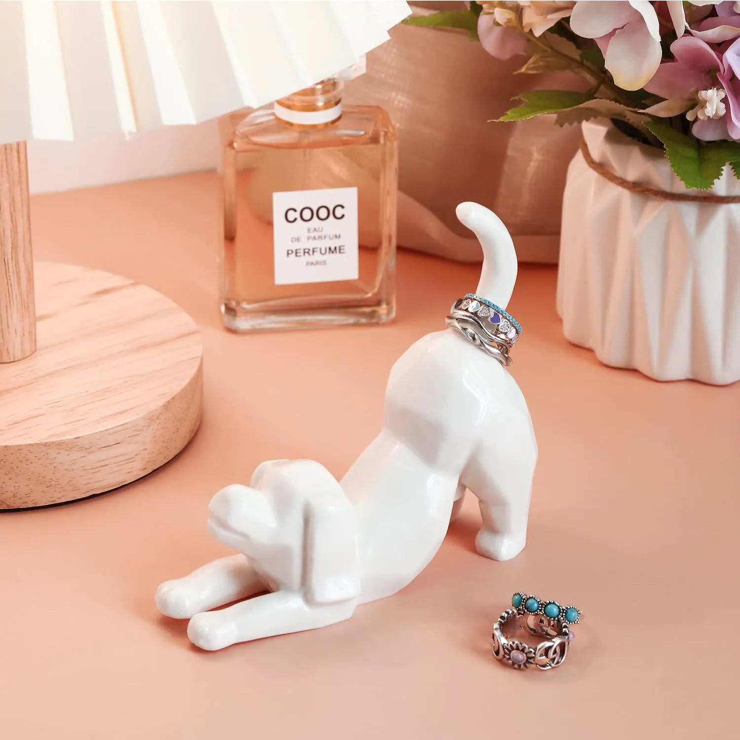 PUDDING CABIN Dog Mom Gift for Women, Dog Ring Holder Wedding Ring Stand, Dog Gift for Women/Men Birthday Christmas Valentines, Dog Figurine for Office Room Decor, Loss of Dog Sympathy Gift