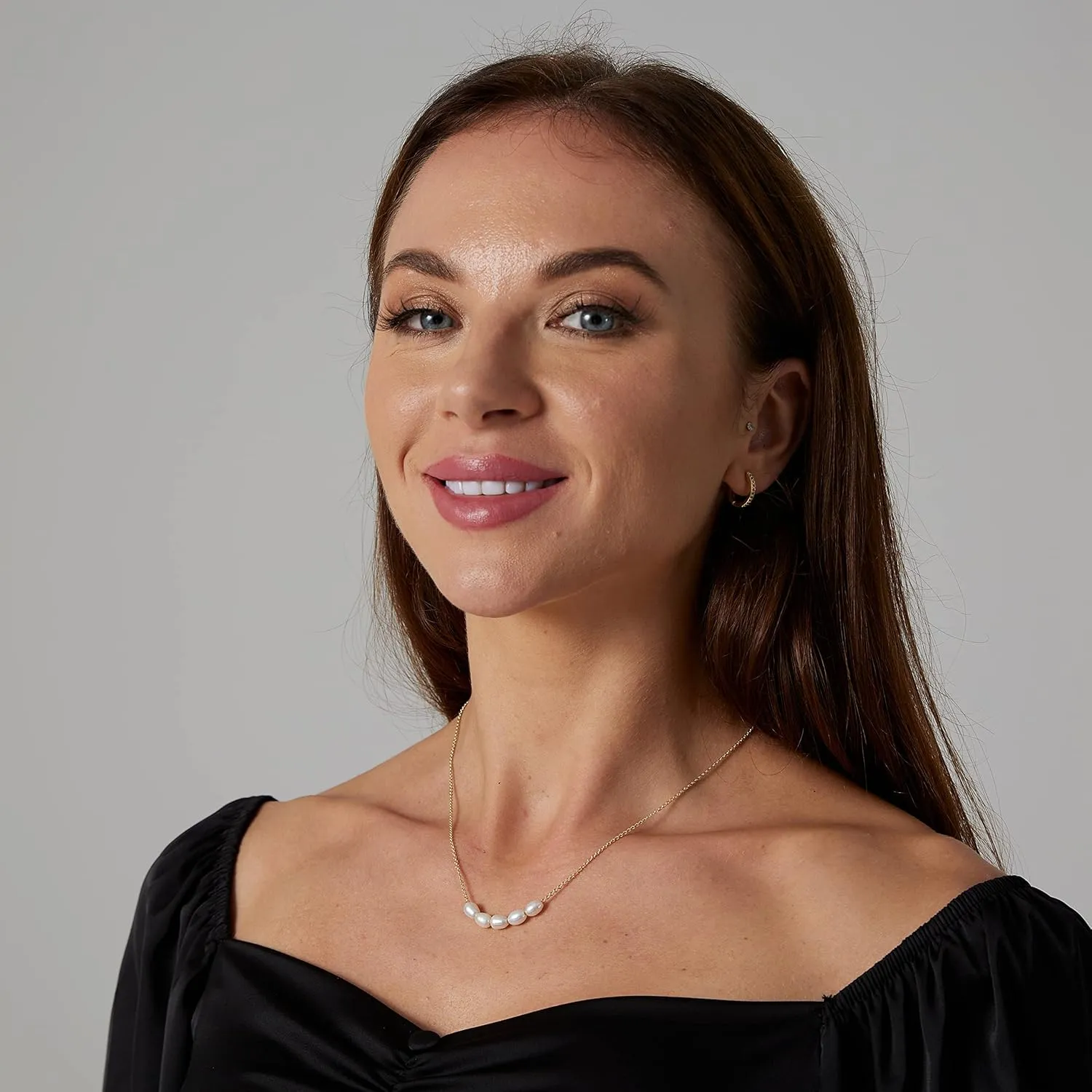 VIROMY Dainty Pearl Choker Necklace for Women 14K Gold Plated Pearl Necklaces Simple Trendy Everyday Jewelry