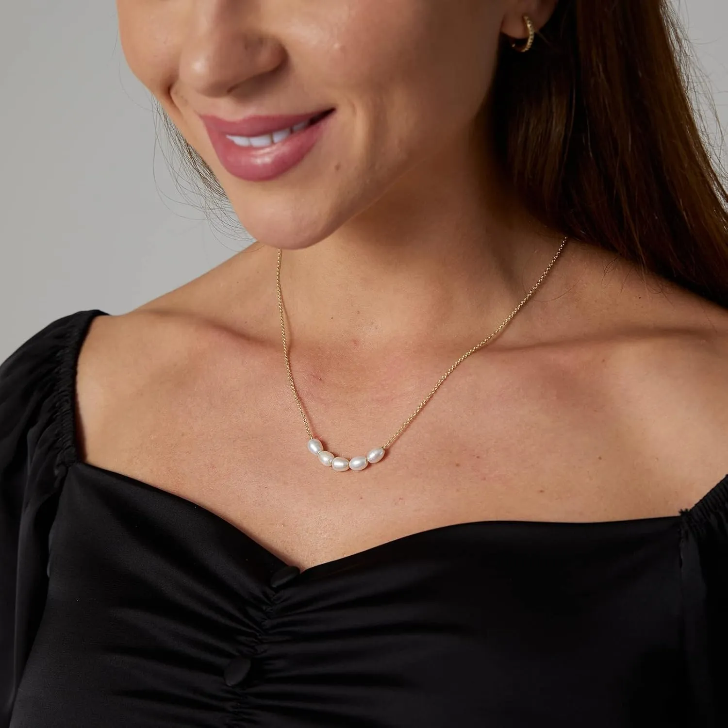 VIROMY Dainty Pearl Choker Necklace for Women 14K Gold Plated Pearl Necklaces Simple Trendy Everyday Jewelry