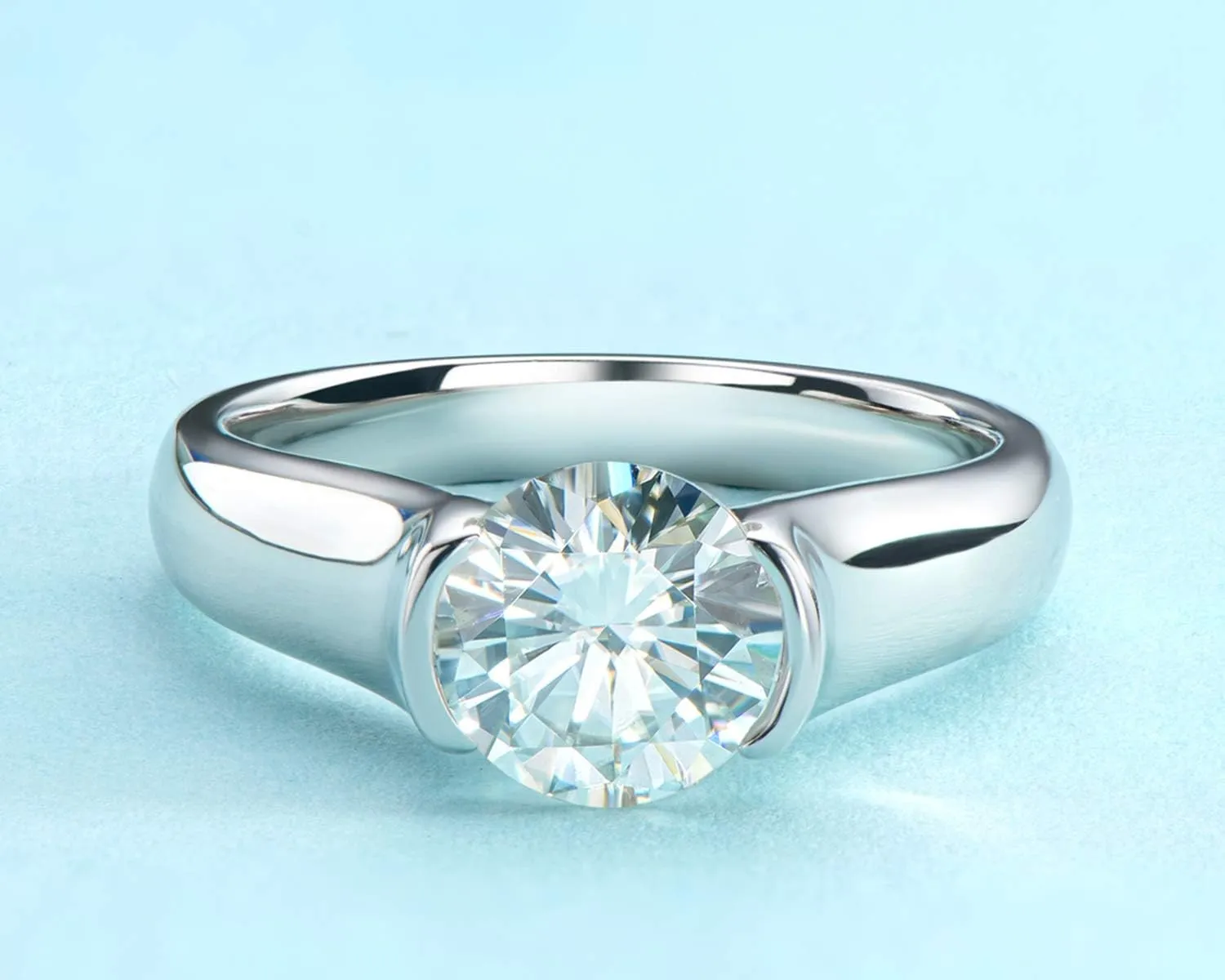 WOAINI 2 Carat Moissanite Ring Solitaire Bezel Setting, Eternity Promise Statement Rings Band with Sterling Silver Gold Plated, Diamond-Alternative Perfect Gifts for Anniversary Wedding Engagement