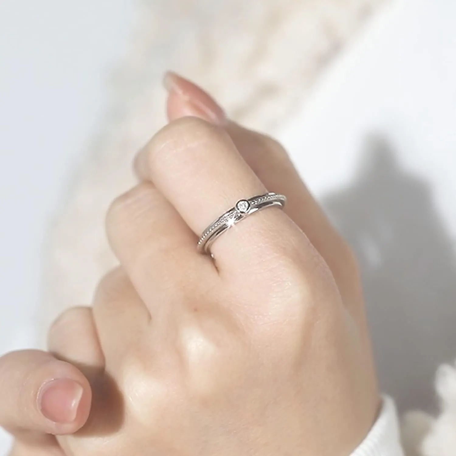 ZOEXUE Anxiety Spinner Ring - Cross/Moon Stars/Cubic Zirconia/Paw Print Sterling Silver ADHD Stress Relieving Ring Engagement Wedding Promise Band 5-10 Sizes
